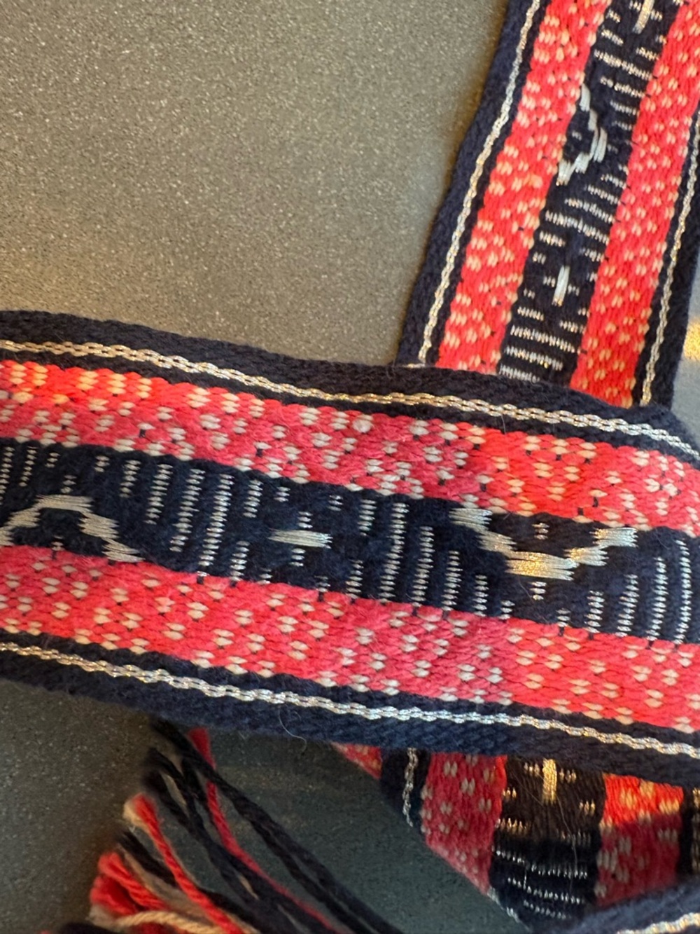 J.Crew jacquard belt features woven pink, navy, and white pattern fringed edges - Picture 4 of 6